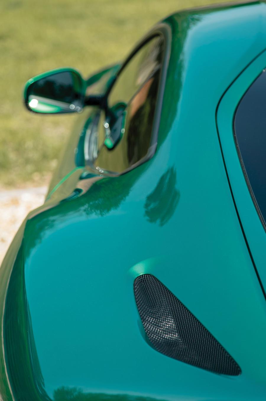 Детали экстерьера Ferrari F12berlinetta The Green Jewel (227624) 2017 года  (фото 14 из 30)